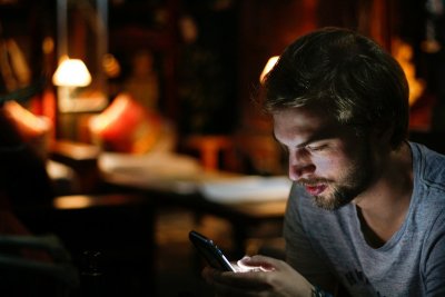 Mannen vertrouwen een chatbot sneller dan een therapeut